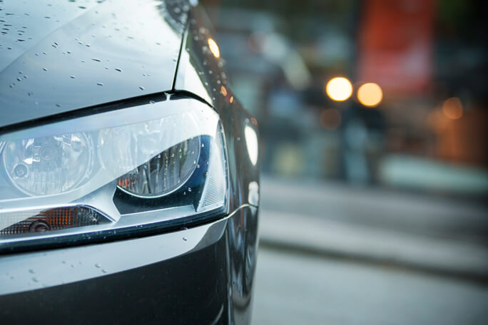 main feature car headlight right