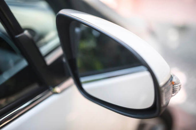 Main Feature Car Profile Mirror