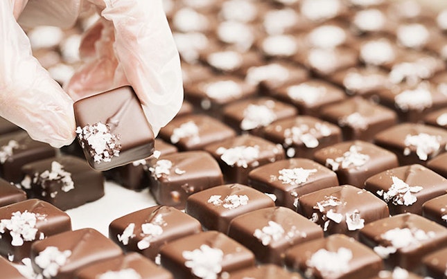 main feature caramel chocolate production
