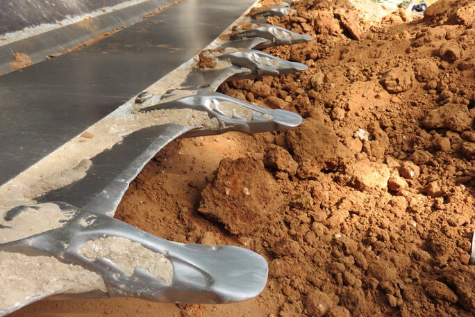 main feature soil and digger