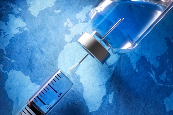Medicine and syringe 684px