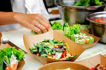orig  vegetable salad  in craft package take away