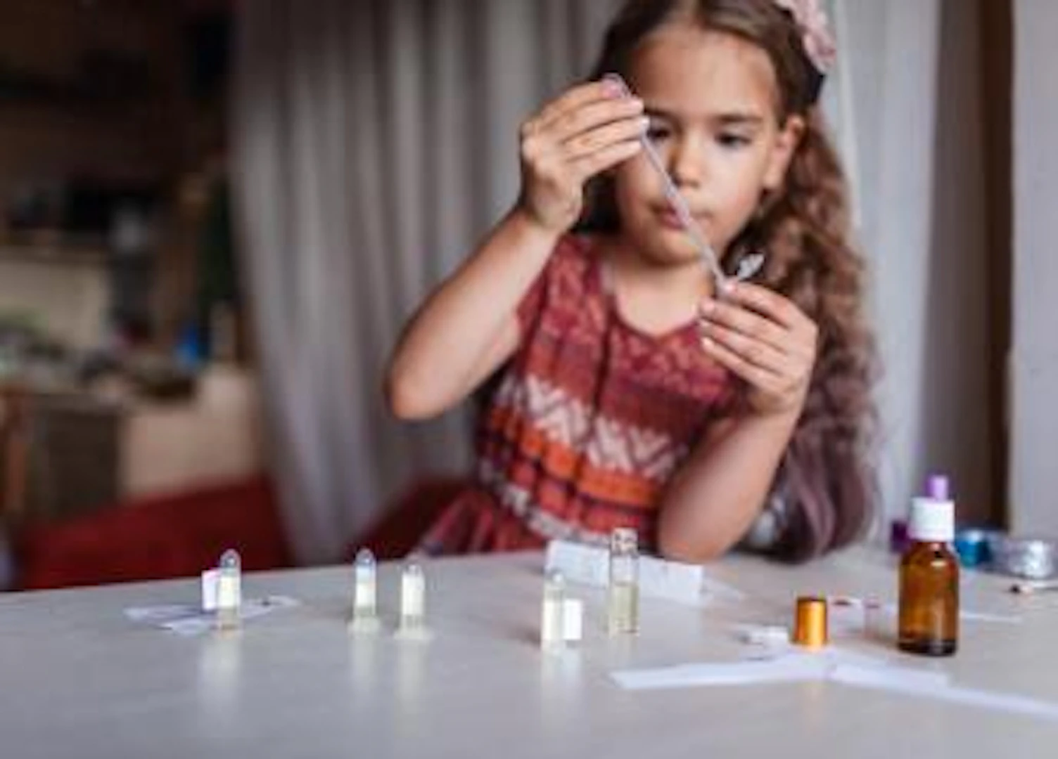 orig little girl playing with aroma do it yourself kit Getty