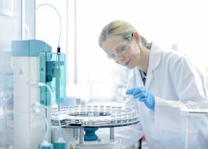 orig scientist doing oil testing in laboratory Getty626537151