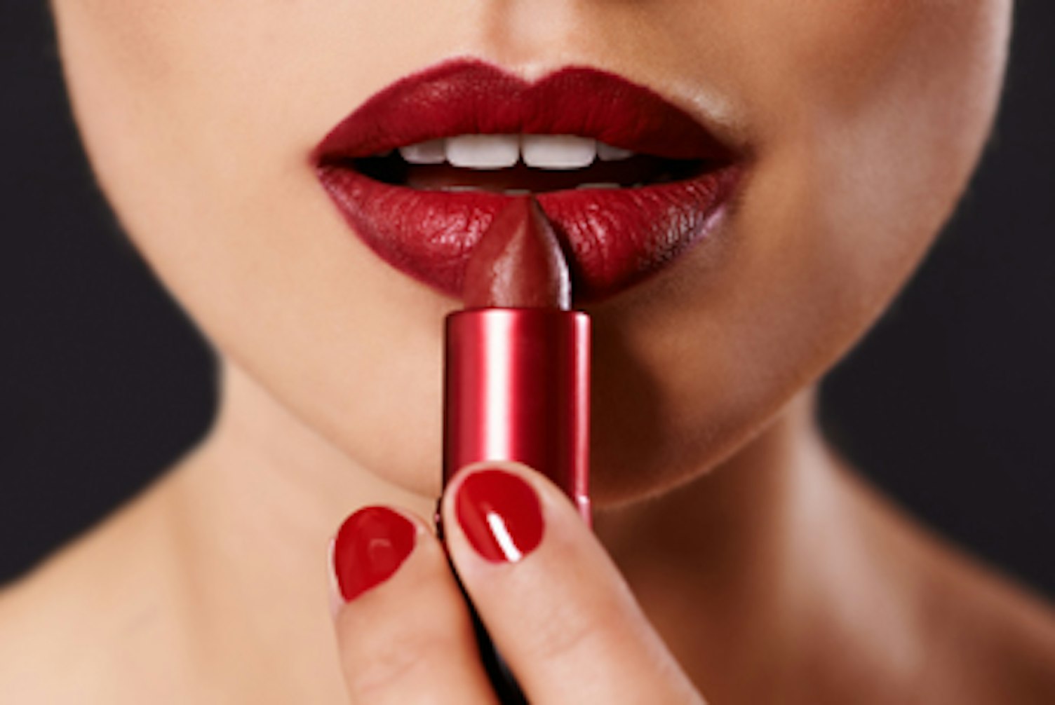 Red lipstick 344px