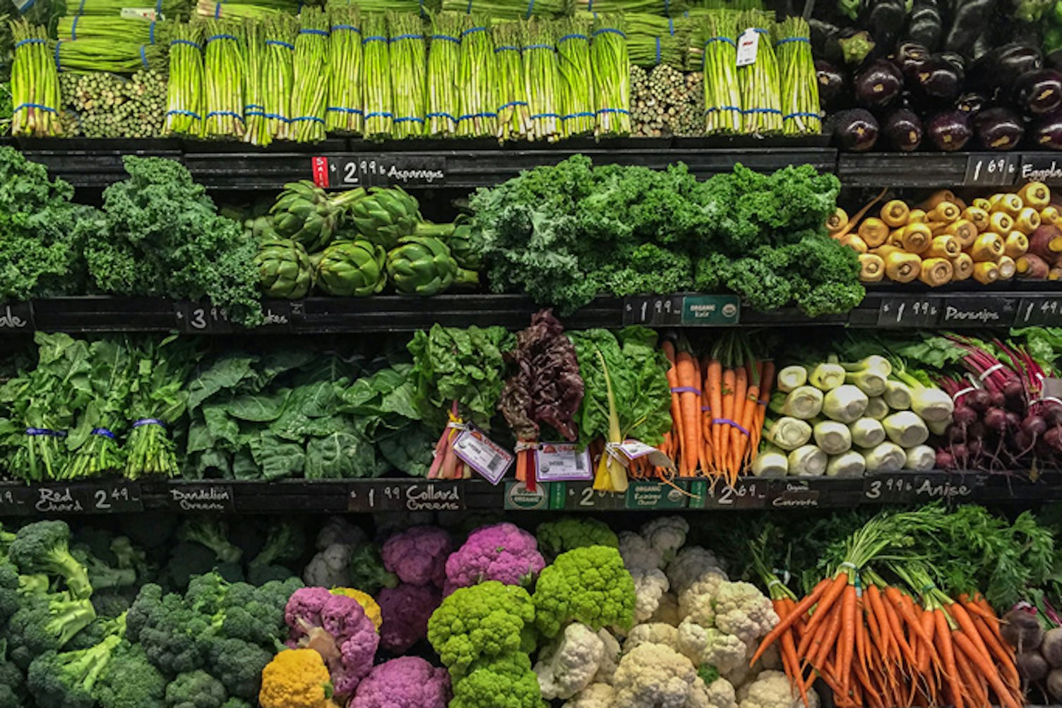 std display of vegetables