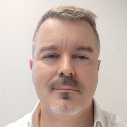 case study industry 4.0 Tom Viswat