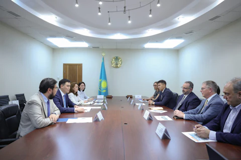 SGS and the Ministry of Industry and Construction of the Republic of Kazakhstan discussed prospects for cooperation in the geological industry