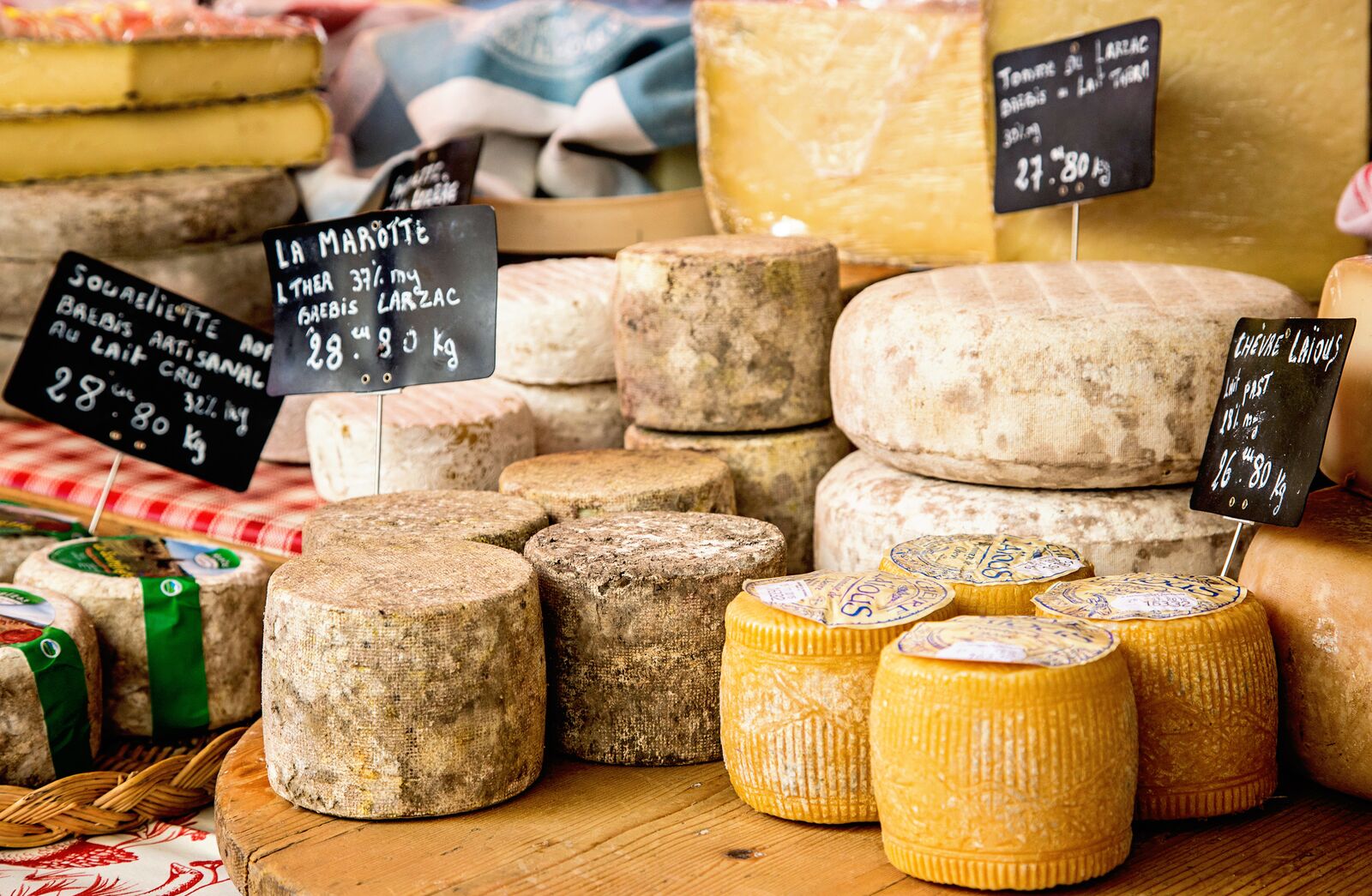Vista superior de la mesa de comedor