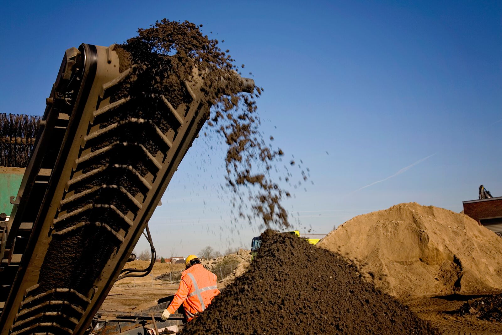 Extractive Soil Remediation