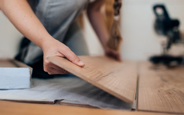 Szczęśliwa młoda para