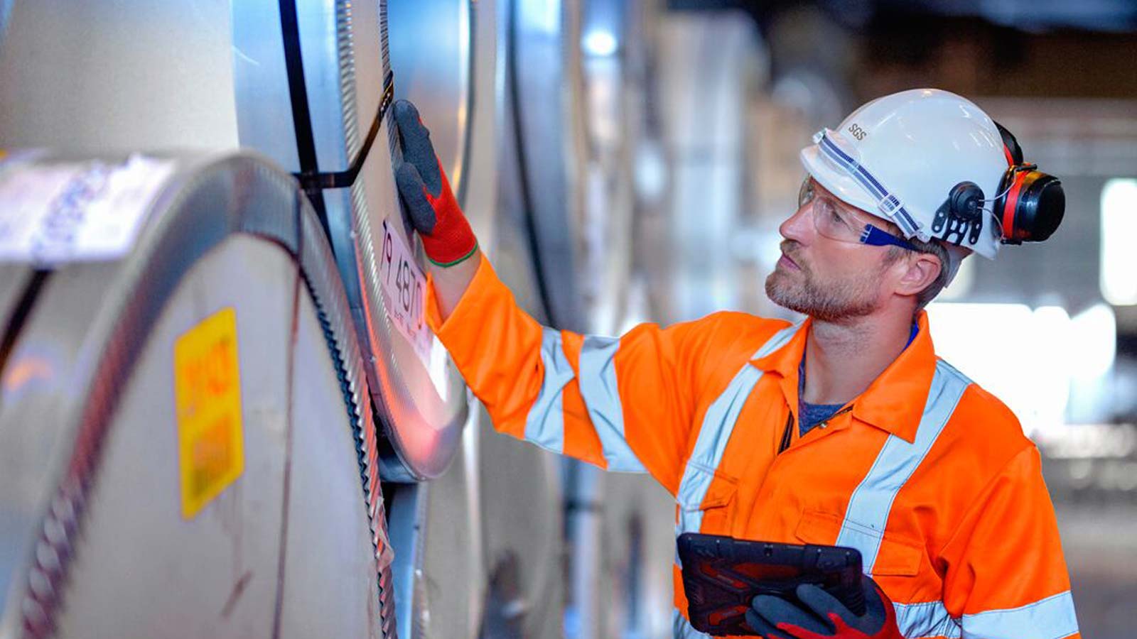 Quality check of steel roll