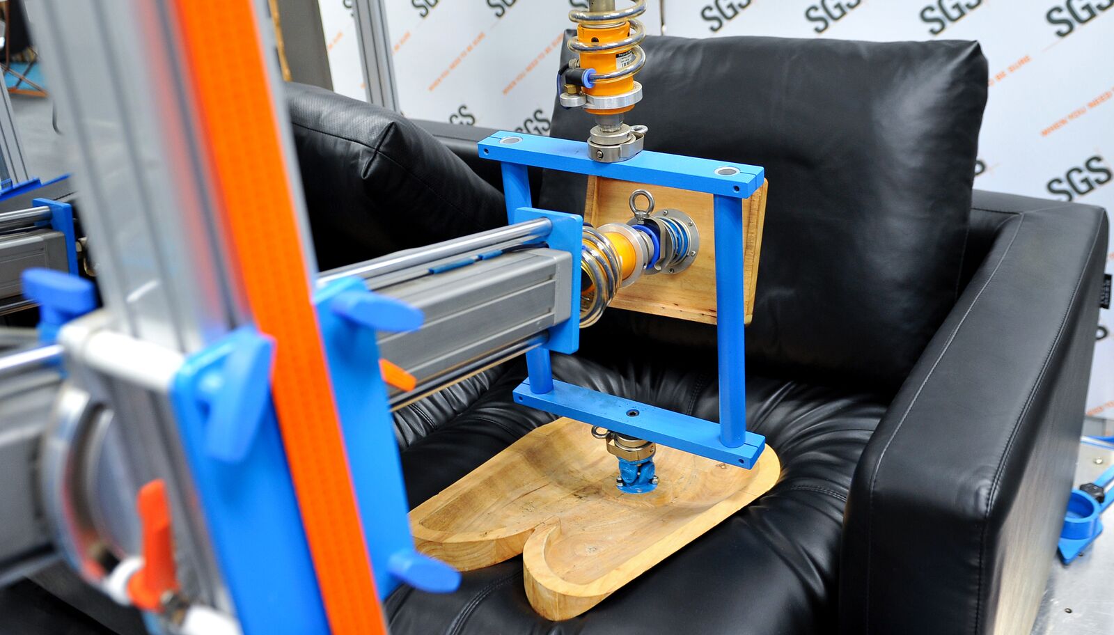 Cuplu tânăr fericit