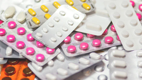 Variety of Pills and Capsules 1600px